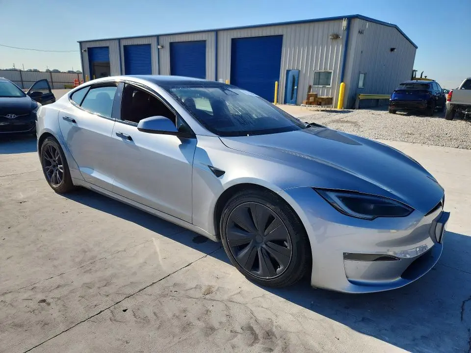 2025 TESLA MODEL S   