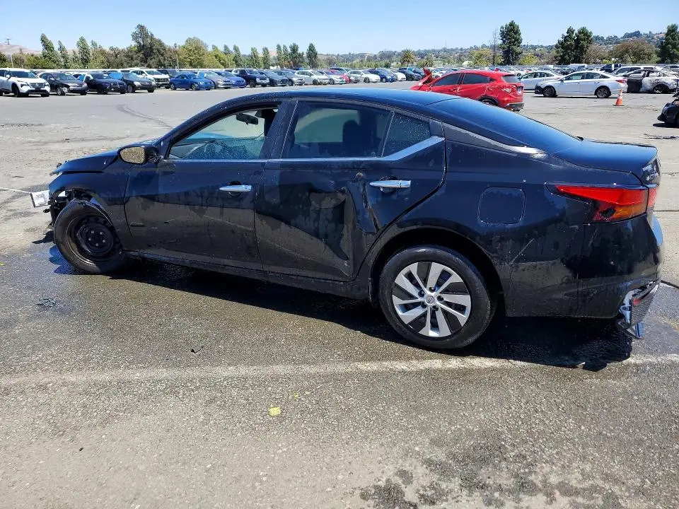 2024 NISSAN ALTIMA S  