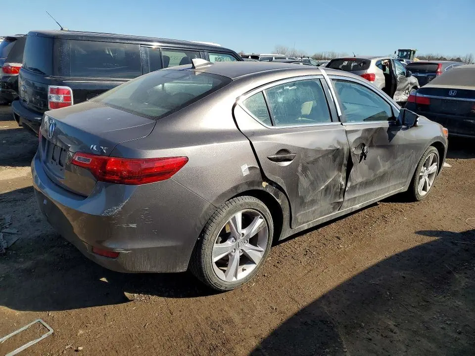 2013 ACURA ILX 20 TECH  
