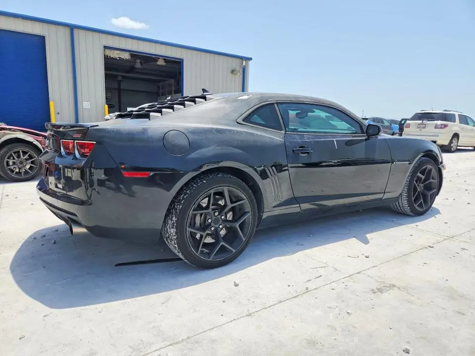 2011 CHEVROLET CAMARO 2SS  