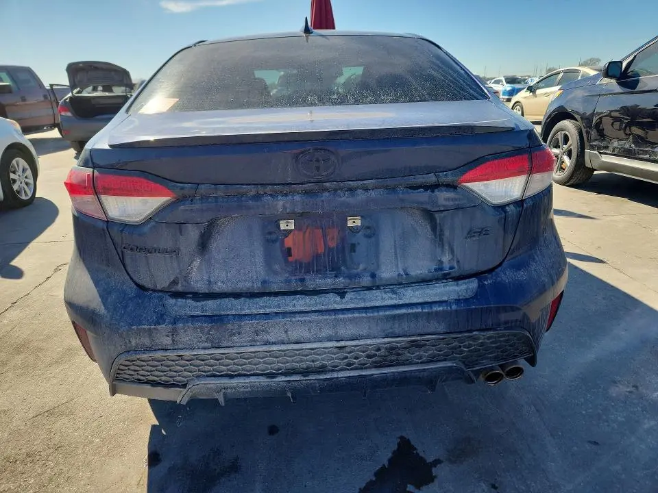 2021 TOYOTA COROLLA SE  