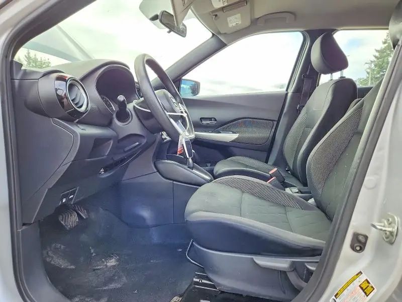 2019 NISSAN KICKS SV  