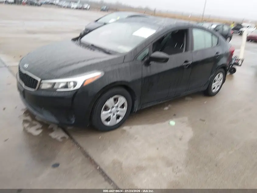 2017 KIA FORTE LX