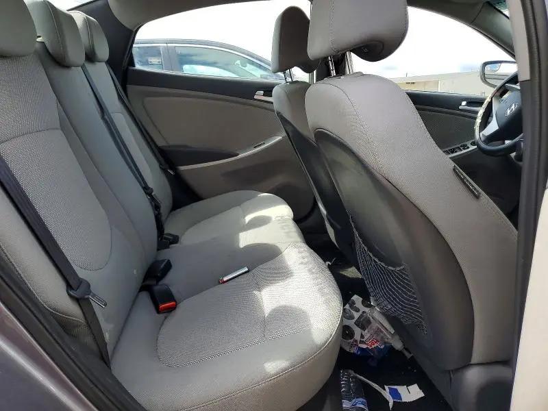 2014 HYUNDAI ACCENT GLS  