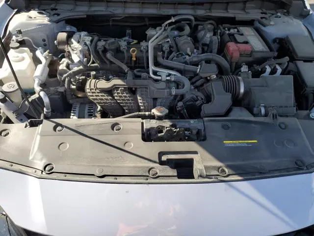 2024 NISSAN ALTIMA SR  