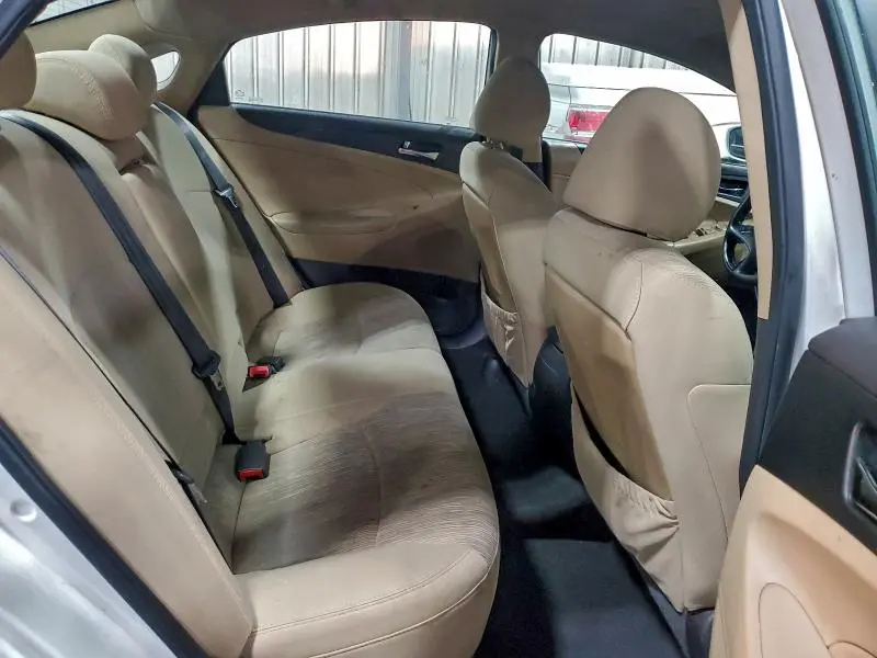 2012 HYUNDAI SONATA GLS  