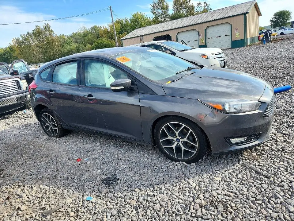 2017 FORD FOCUS SEL  