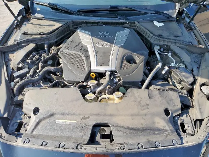 2018 INFINITI Q50 LUXE  