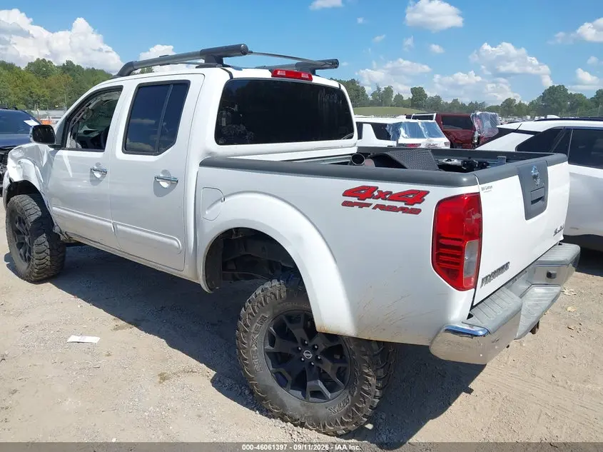 2012 NISSAN FRONTIER SL