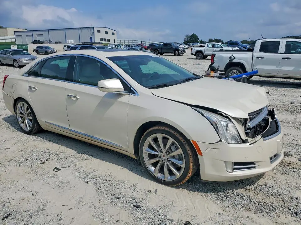 2013 CADILLAC XTS   