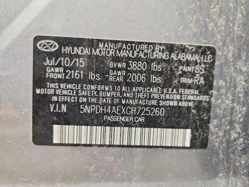 2016 HYUNDAI ELANTRA SE  
