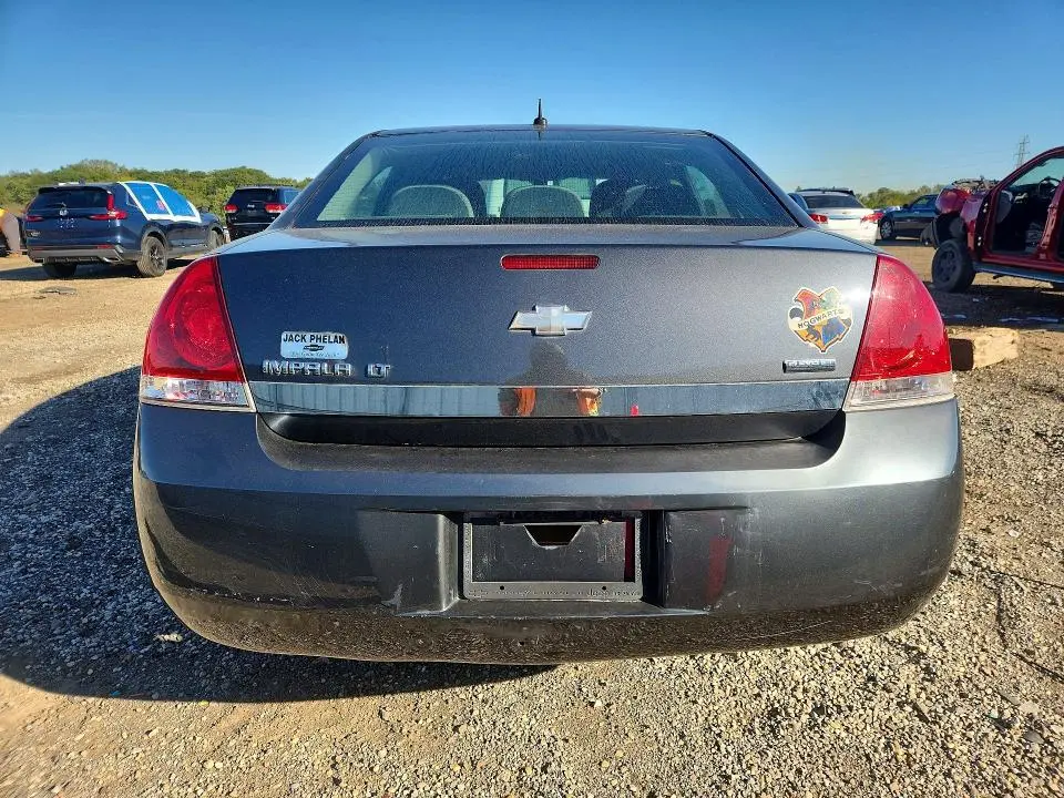 2011 CHEVROLET IMPALA LT  