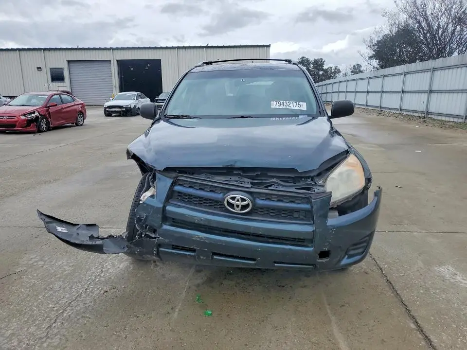 2011 TOYOTA RAV4 BASE  
