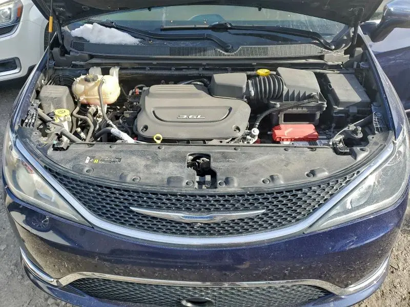 2018 CHRYSLER PACIFICA LIMITED  