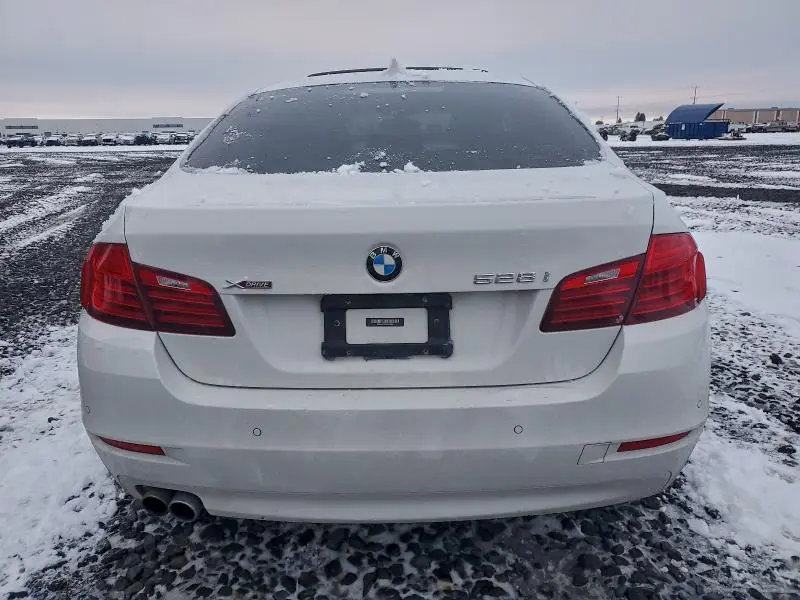 2016 BMW 528 XI  