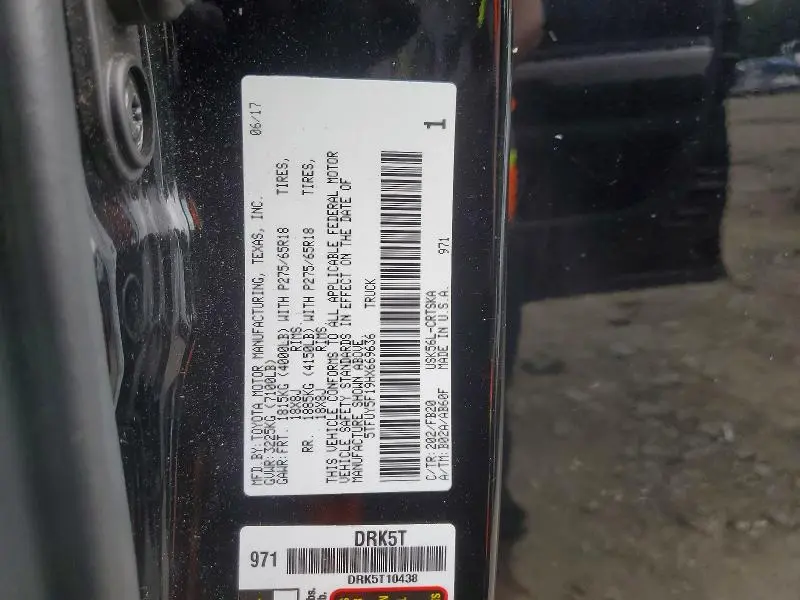 2017 TOYOTA TUNDRA SR5  