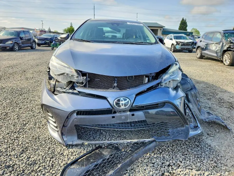 2017 TOYOTA COROLLA SE  