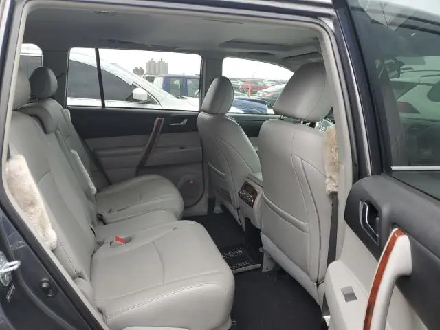 2013 TOYOTA HIGHLANDER LIMITED  