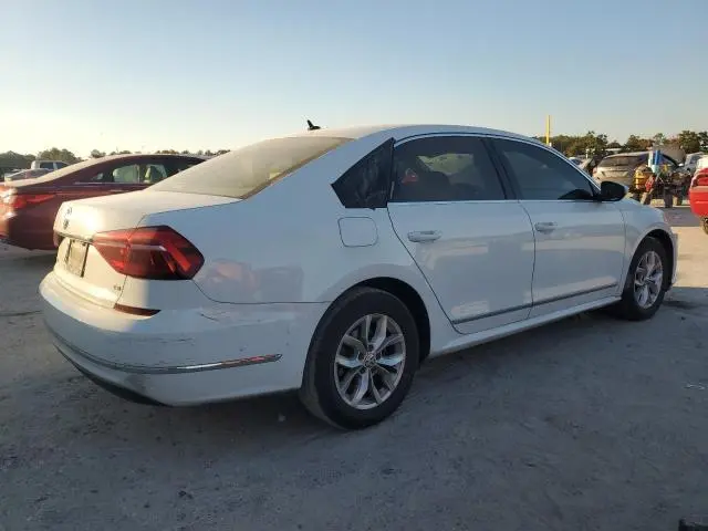 2017 VOLKSWAGEN PASSAT S  