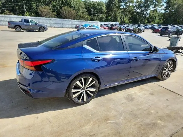 2022 NISSAN ALTIMA SR  