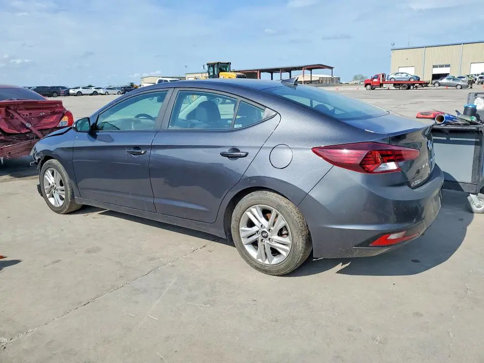 2020 HYUNDAI ELANTRA SEL  