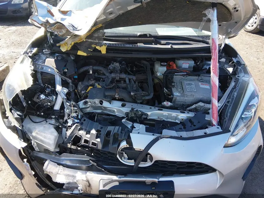 2019 TOYOTA PRIUS C LE