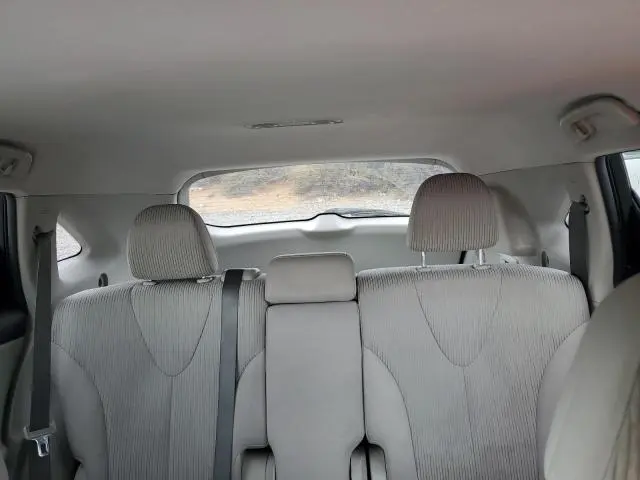 2012 TOYOTA VENZA LE  