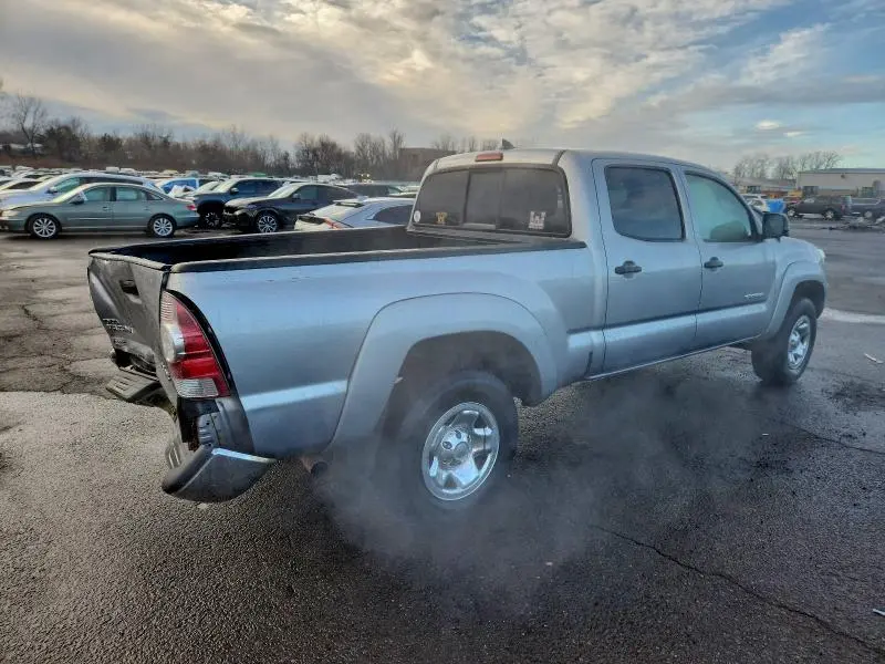 2015 TOYOTA TACOMA V6  
