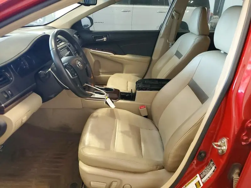 2014 TOYOTA CAMRY XLE V6  
