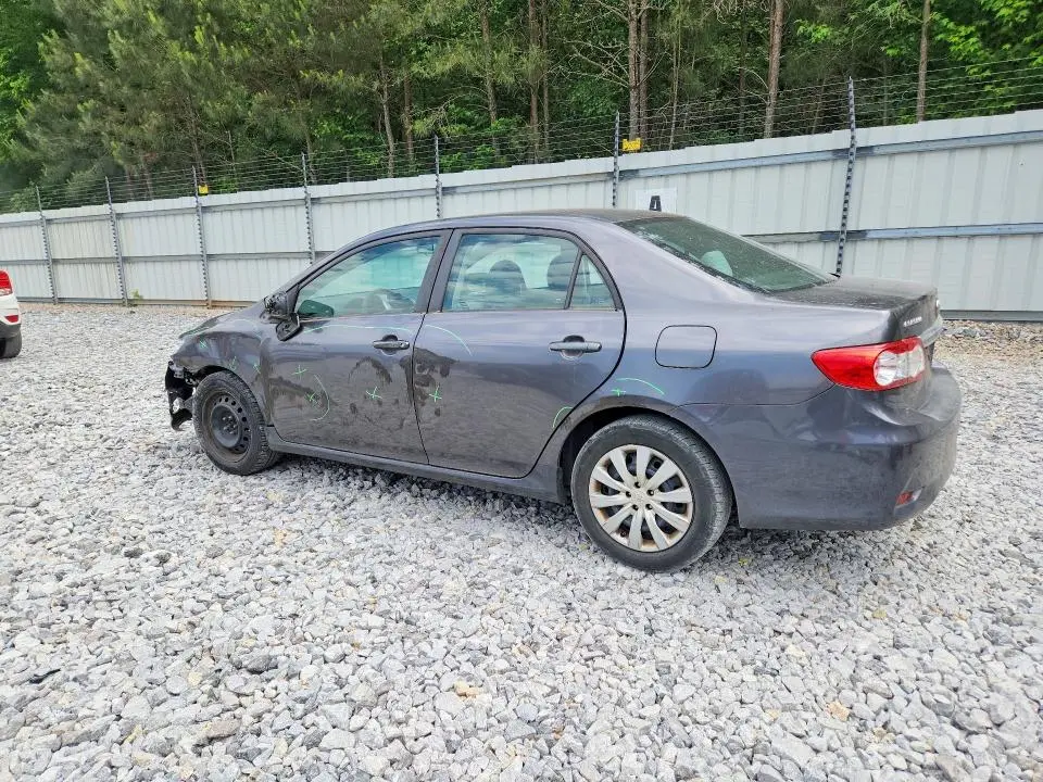 2013 TOYOTA COROLLA LE  