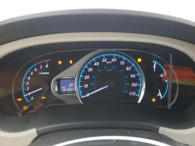 2013 TOYOTA SIENNA XLE  