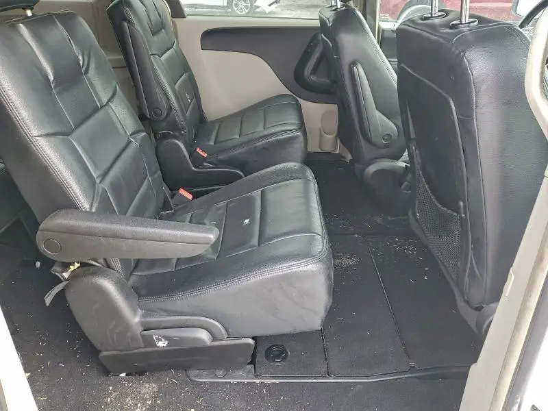 2012 CHRYSLER TOWN & COUNTRY TOURING  