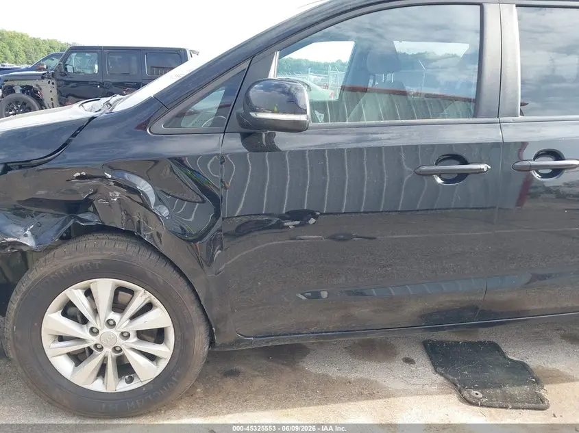 2016 KIA SEDONA LX