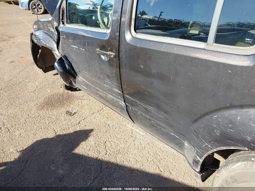 2011 NISSAN PATHFINDER S