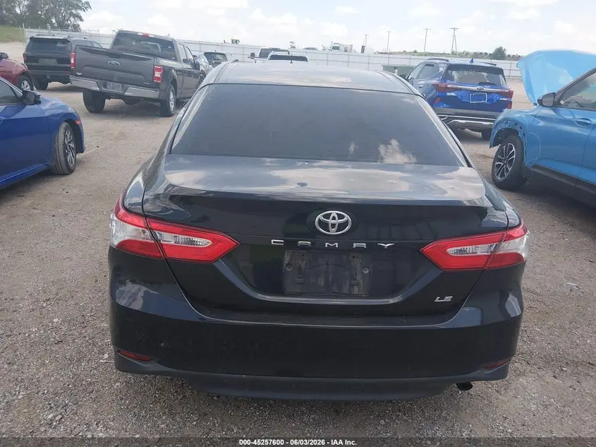 2018 TOYOTA CAMRY LE