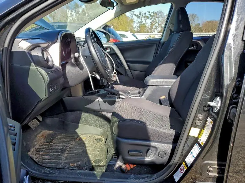 2018 TOYOTA RAV4 HV LE  