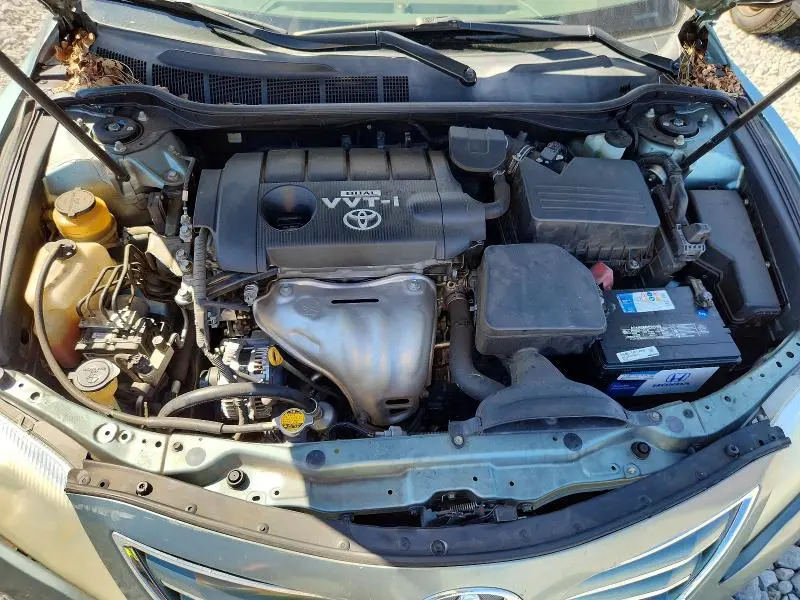 2010 TOYOTA CAMRY XLE  