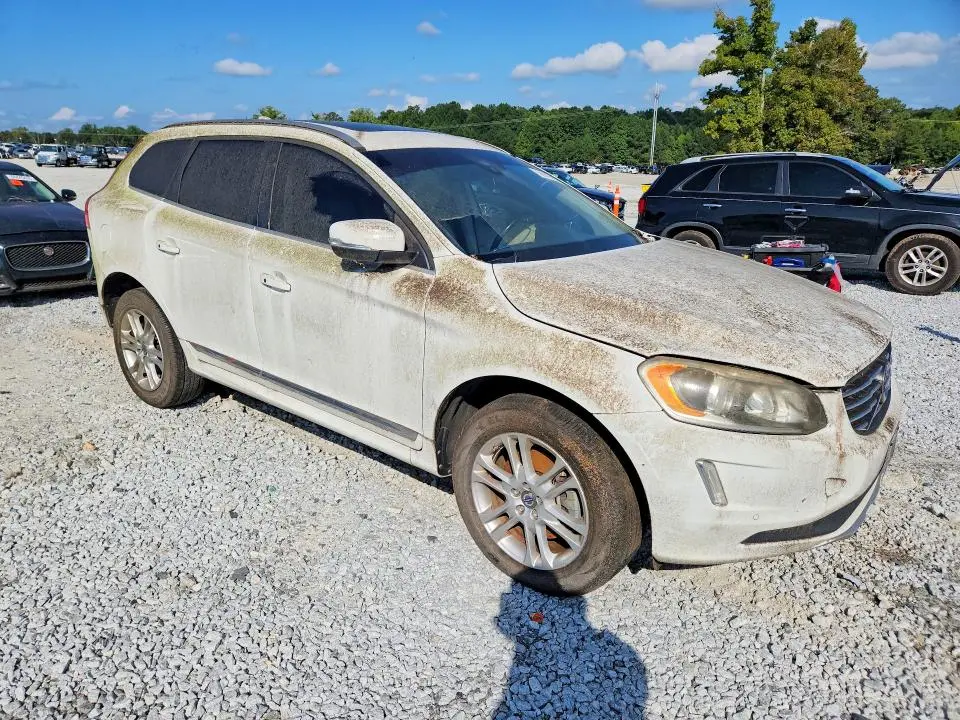 2015 VOLVO XC60 T5 PREMIER  