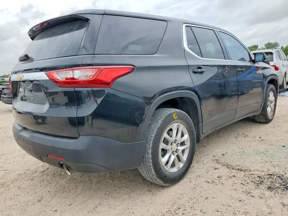 2020 CHEVROLET TRAVERSE LS  