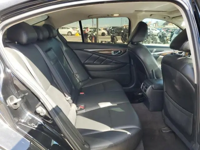 2018 INFINITI Q50 LUXE  