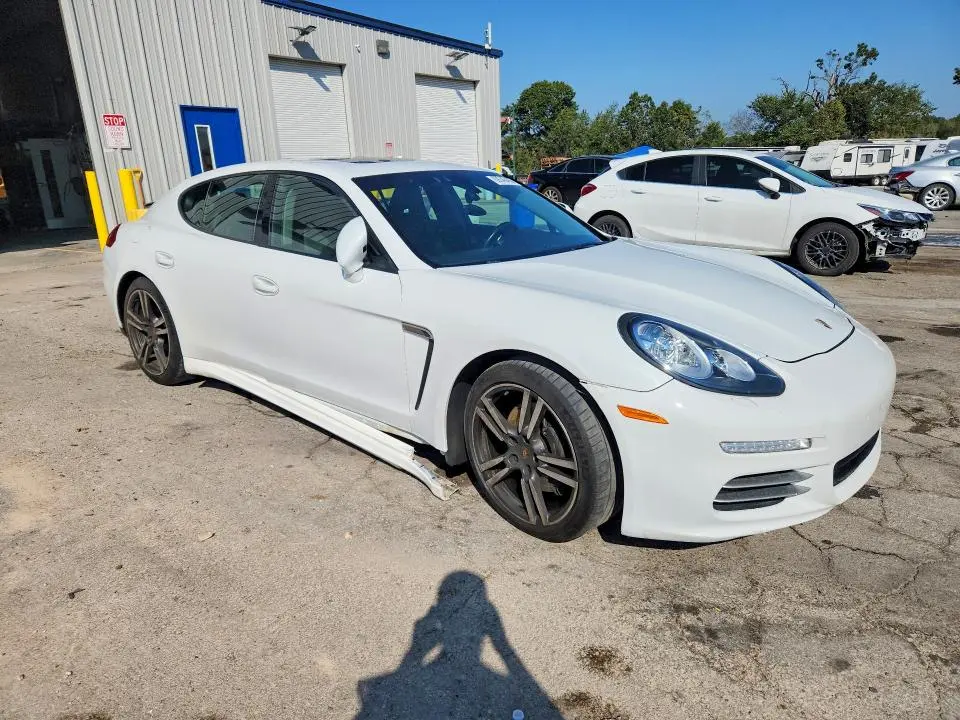 2014 PORSCHE PANAMERA 2  