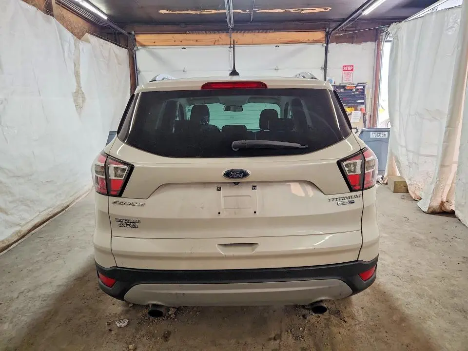 2018 FORD ESCAPE TITANIUM  