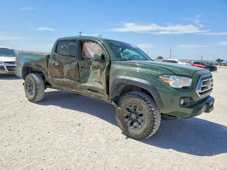 2021 TOYOTA TACOMA SR5 V6  