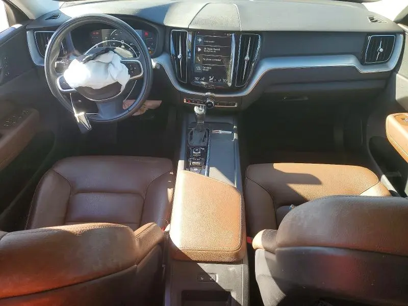 2019 VOLVO XC60 T6  