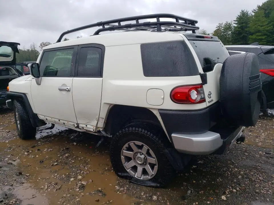 2014 TOYOTA FJ CRUISER BASE  