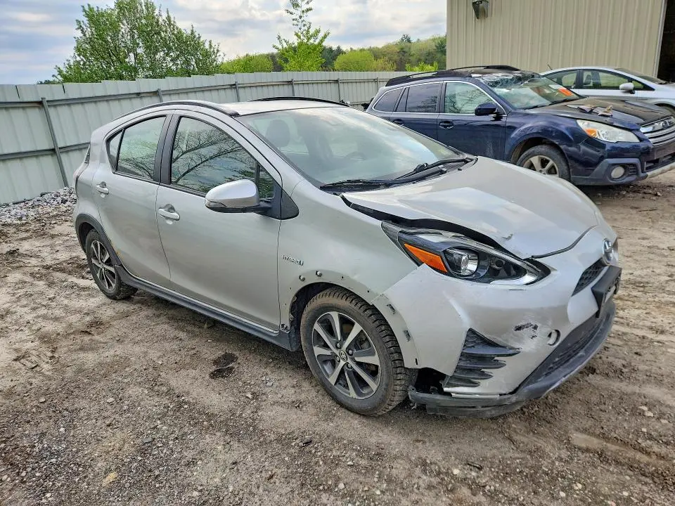 2018 TOYOTA PRIUS C TWO  