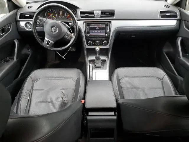 2012 VOLKSWAGEN PASSAT SE  