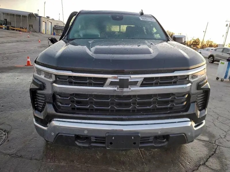 2024 CHEVROLET SILVERADO K1500 LT  