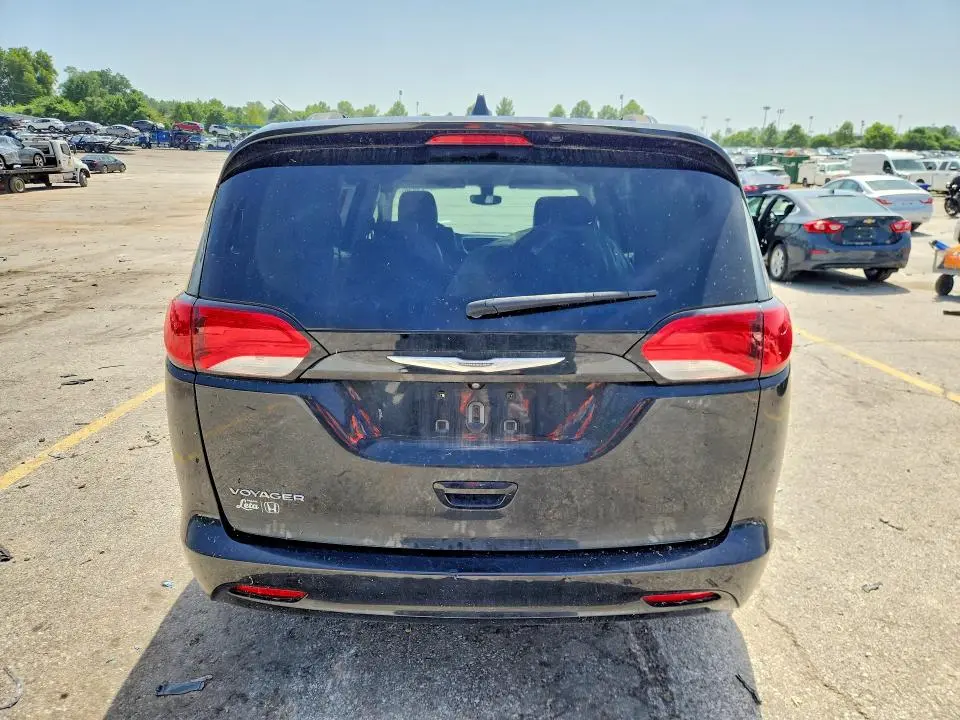 2021 CHRYSLER VOYAGER LXI  