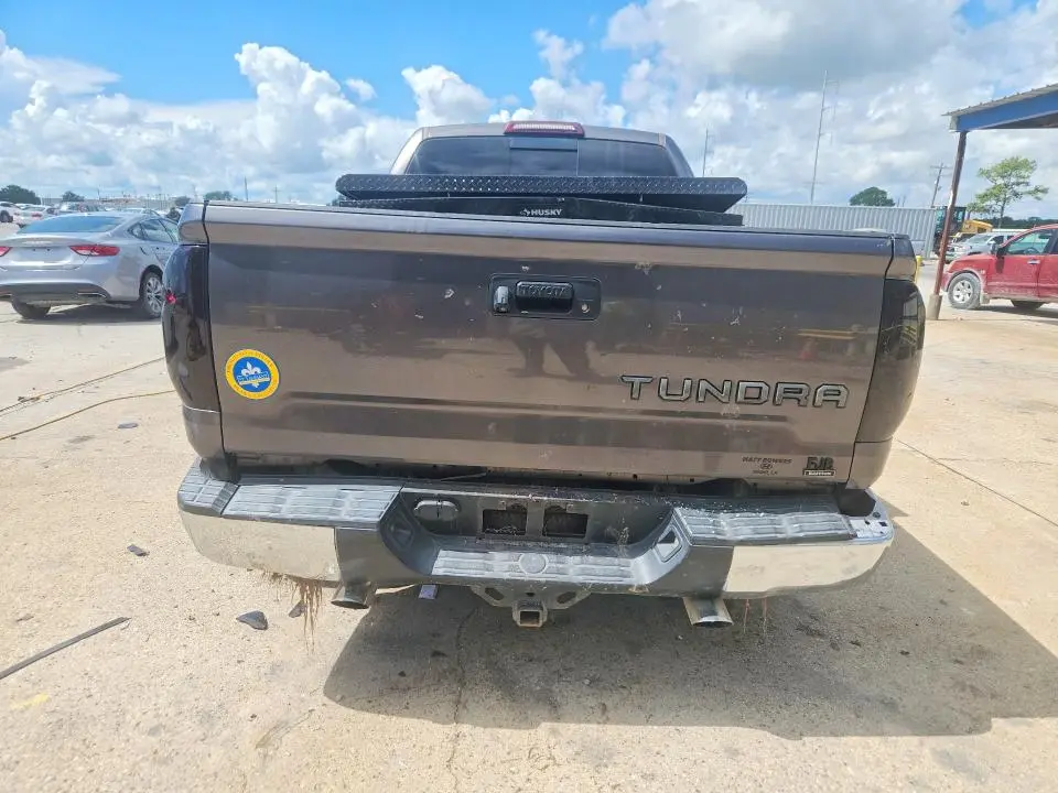 2015 TOYOTA TUNDRA   